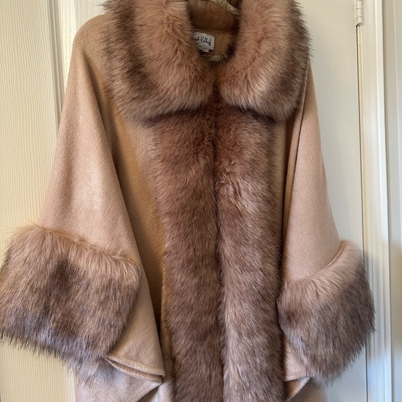 Joseph Ribkoff Pink Quartz Faux Fur Trim Cape Style 203149 - Picture 2 of 9